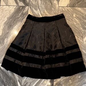 Elegant Black Jacquard and Velvet Skirt